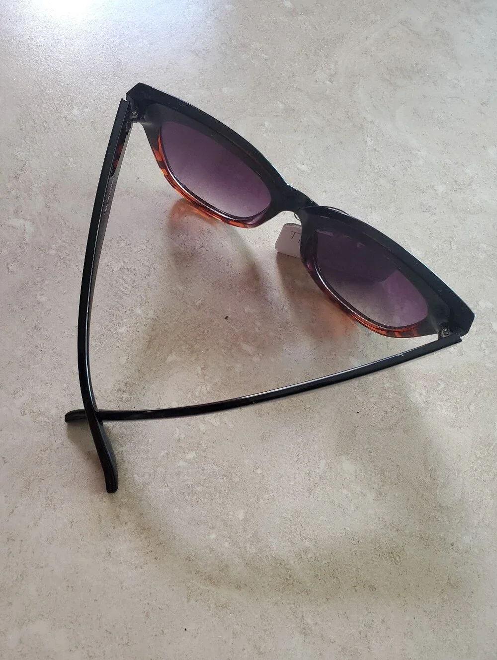N/A stylish oversized